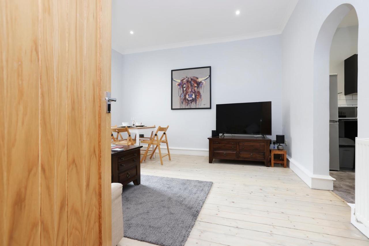 Stunning 2 Bed Apt Nr The Royal Mile & The Castle 爱丁堡 外观 照片