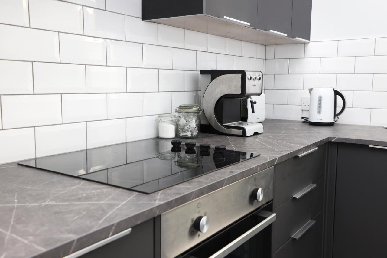 Stunning 2 Bed Apt Nr The Royal Mile & The Castle 爱丁堡 外观 照片