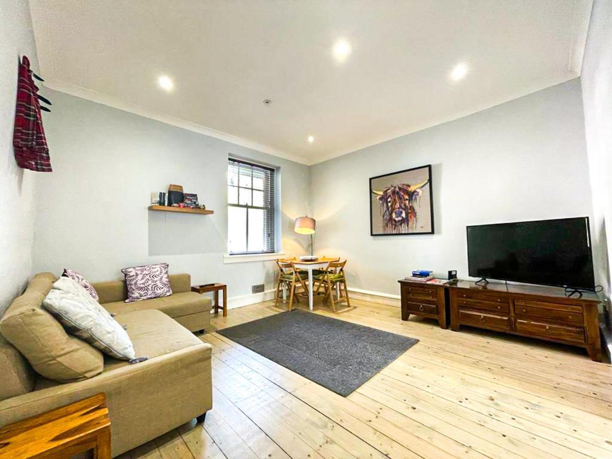 Stunning 2 Bed Apt Nr The Royal Mile & The Castle 爱丁堡 外观 照片
