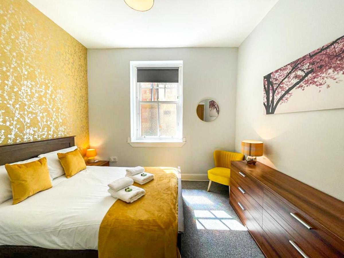 Stunning 2 Bed Apt Nr The Royal Mile & The Castle 爱丁堡 外观 照片